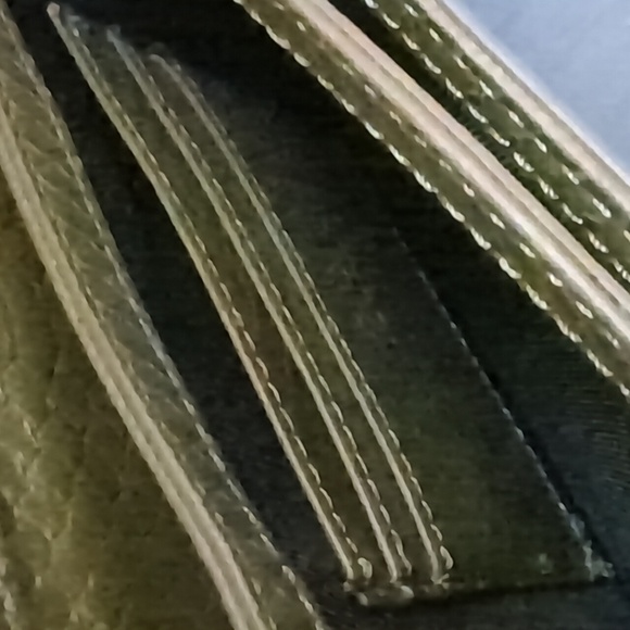 Zara Green Faux Leather Mini Purse With Beaded Strap. - Picture 8 of 12